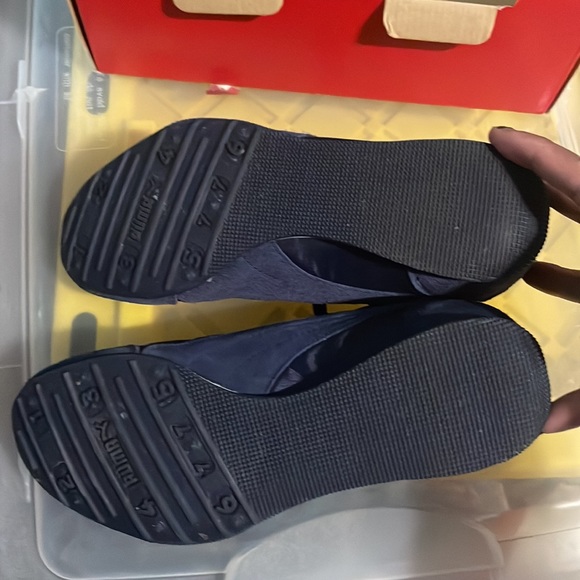 Puma - Picture 2 of 4